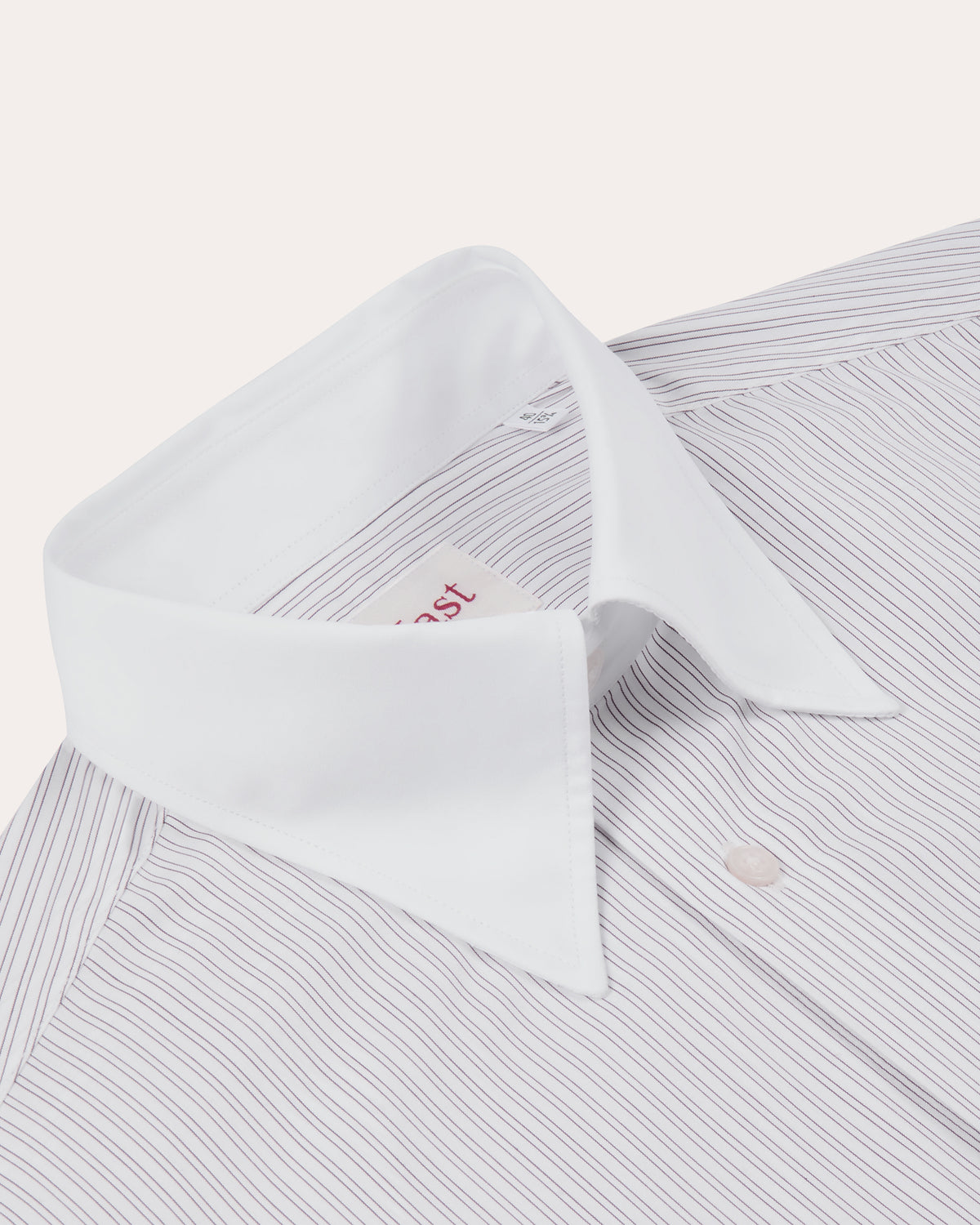Chemise formelle blanche rayée bordeaux