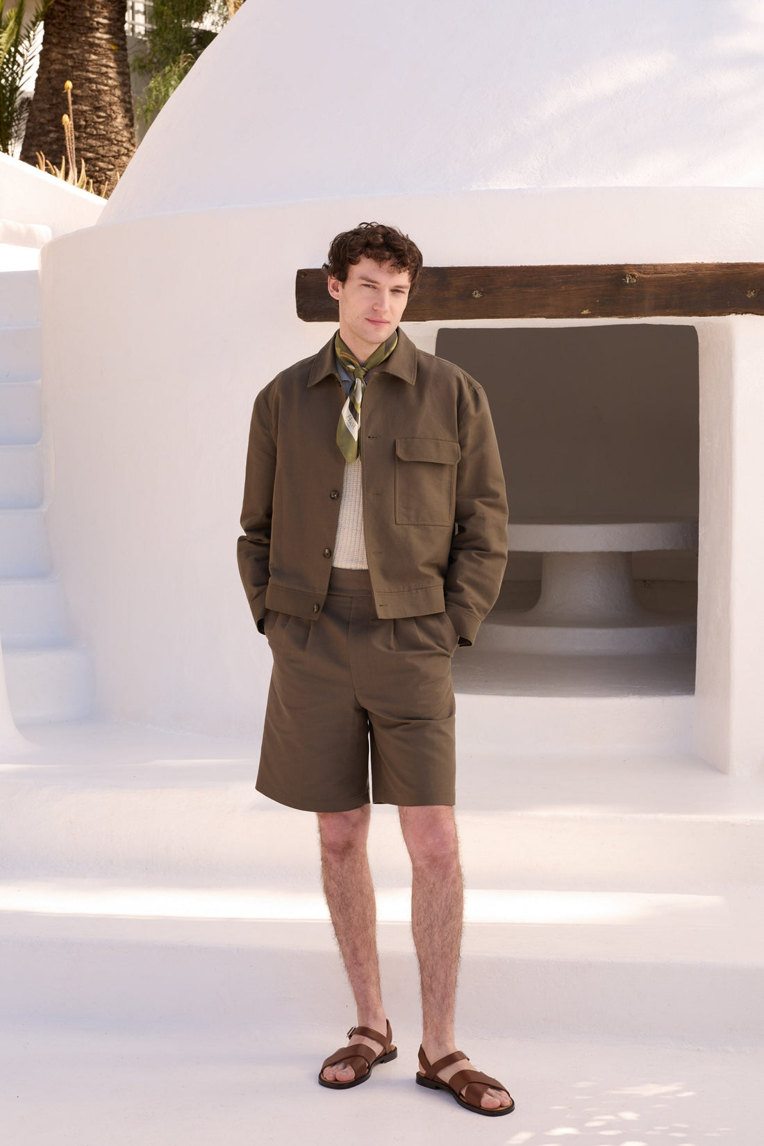 Les bermudas : l'élégance tailleur s'adapte à l'été