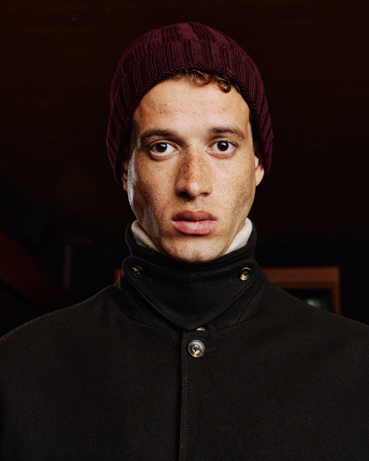 Bonnet en laine bordeaux