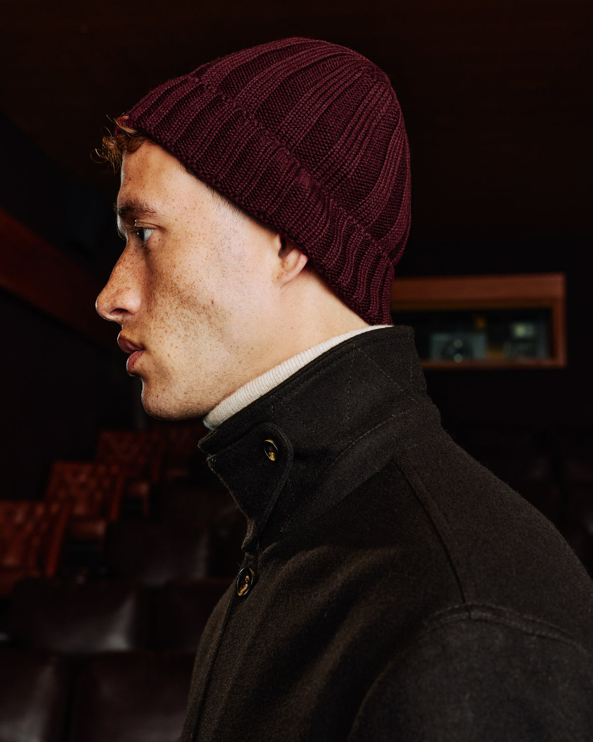 Bonnet en laine bordeaux