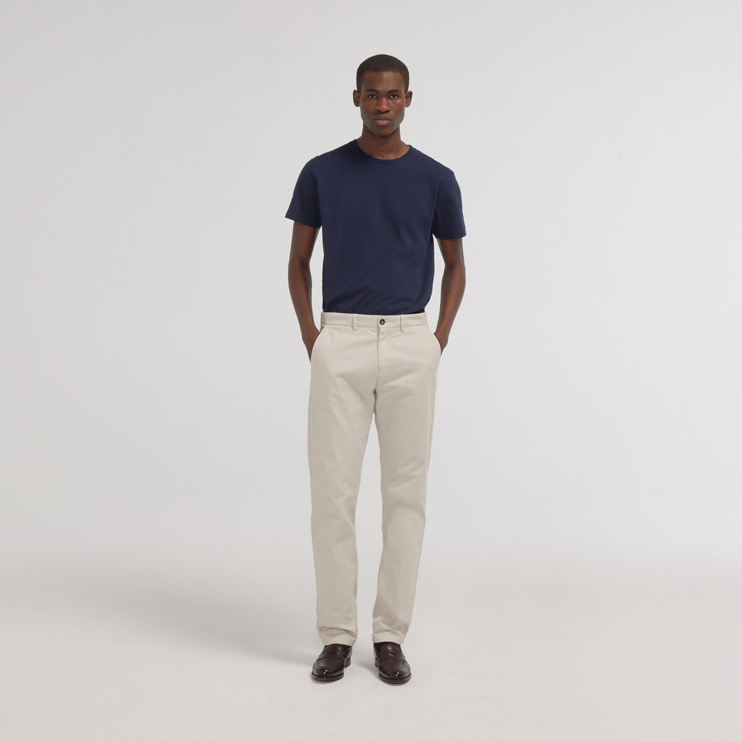 Chino droit écru