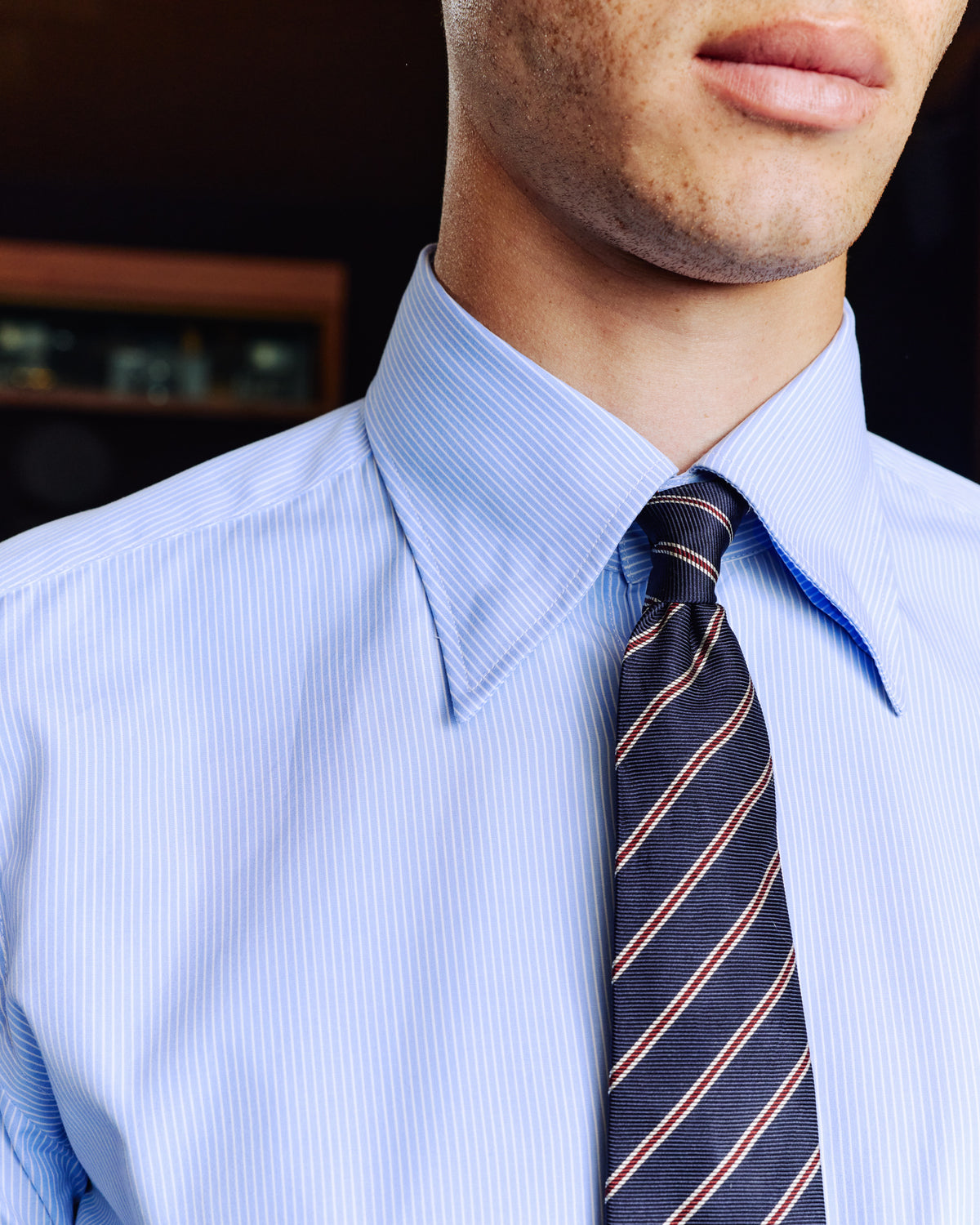 Chemise en coton bleu rayé