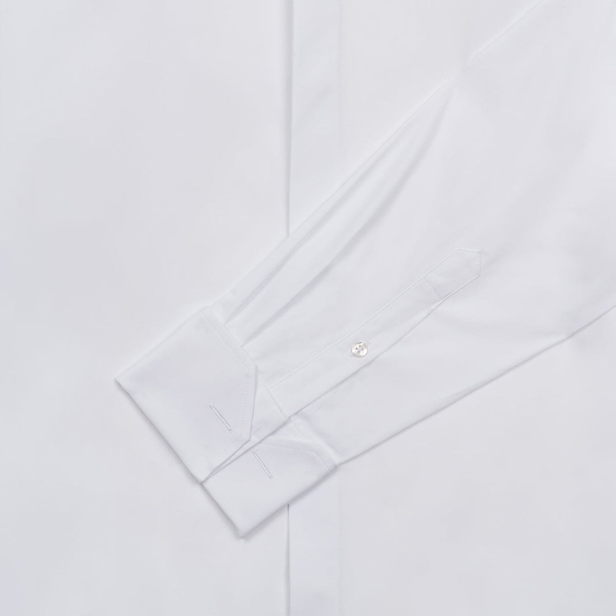 Chemise en popeline double retors blanche à poignets mousquetaires