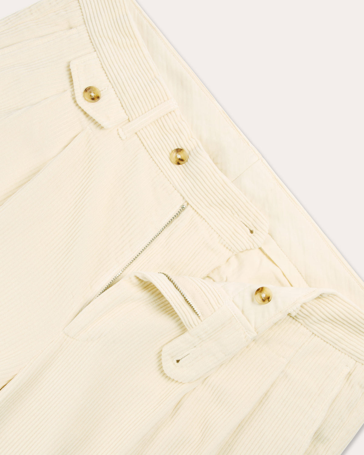Pantalon double plis en velours côtelé écru