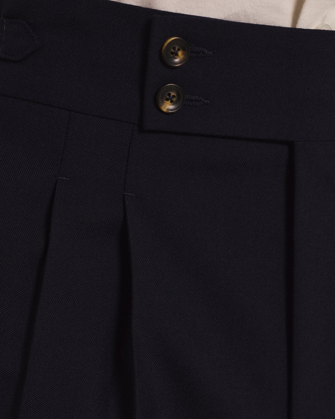 Pantalon à double plis en laine marine triple retors
