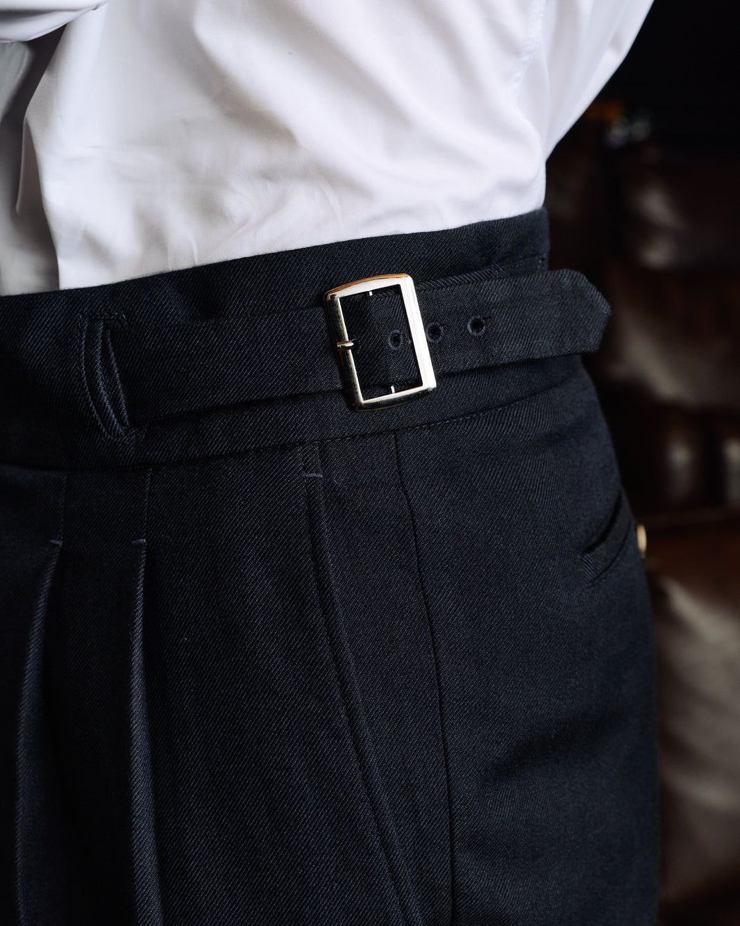 Pantalon gurkha à double plis en coton et laine marine