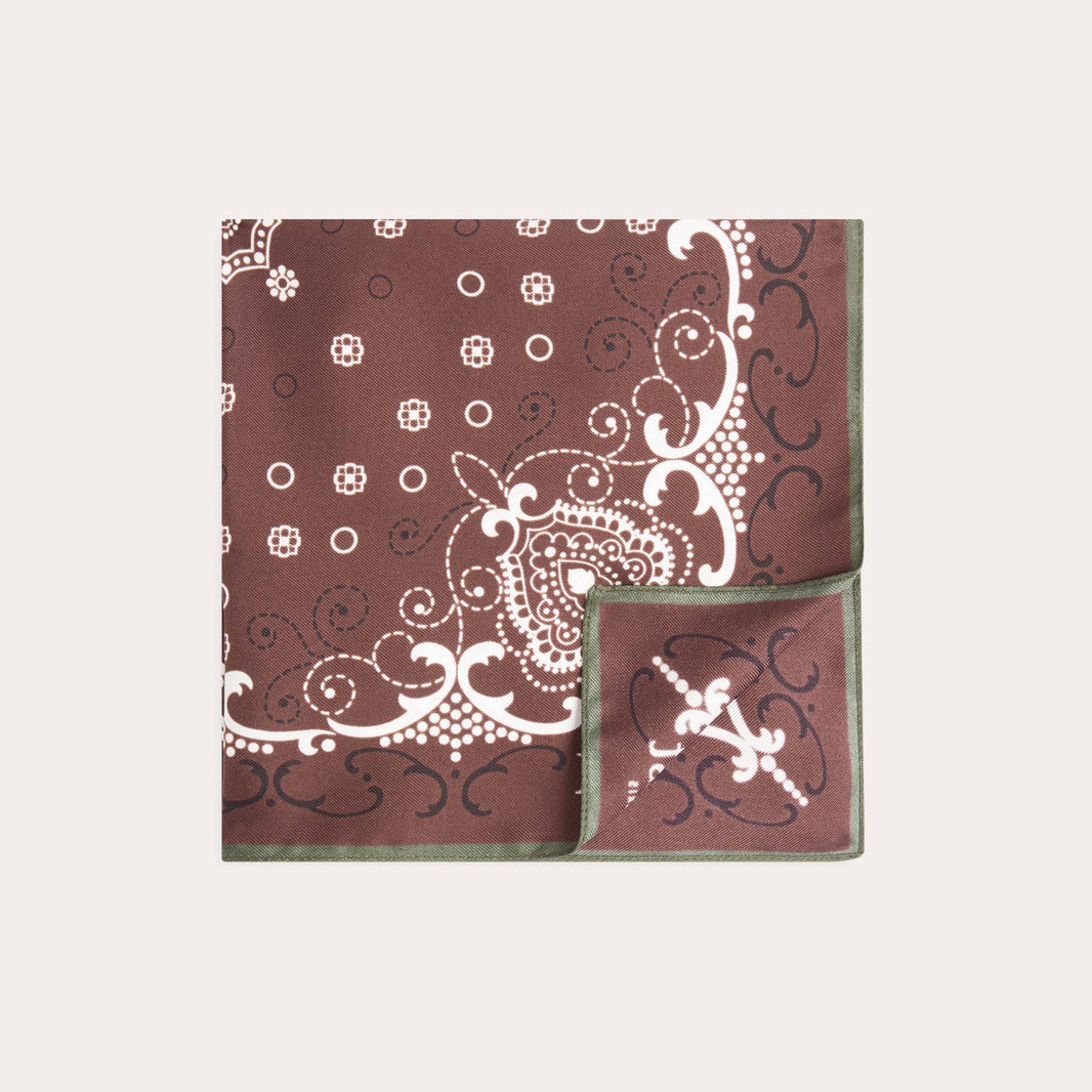 Pochette en soie marron à motifs
