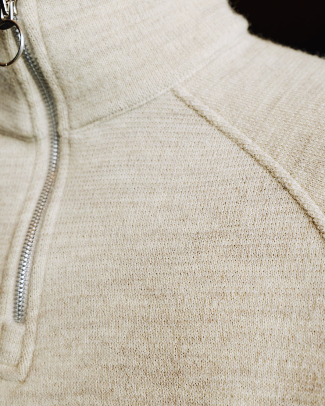 Sweat à col zippé en laine point milano écru