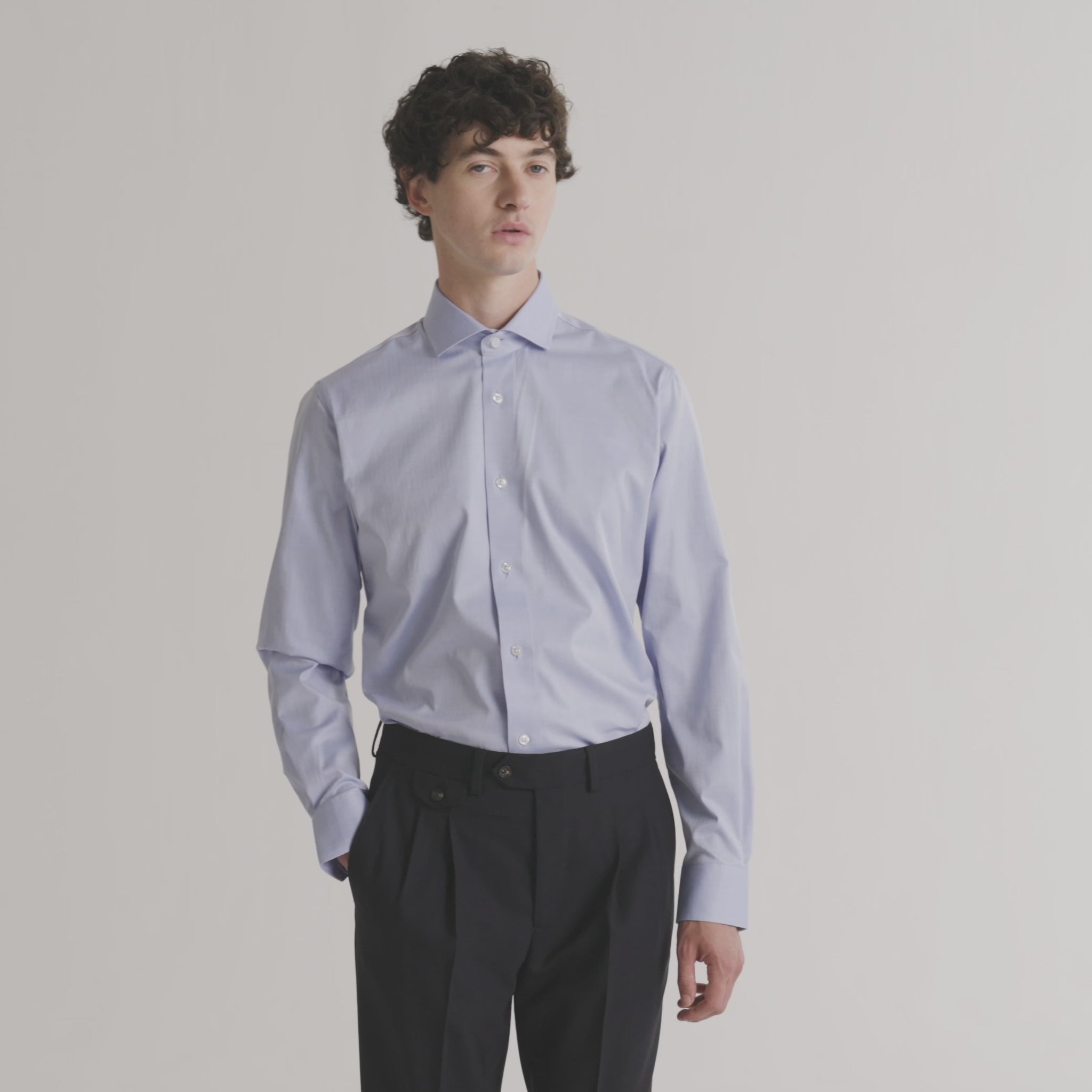 Chemise cintrée en chevron bleue